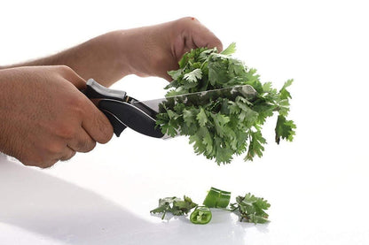 Clever Cutter – 2-in-1 knife & board.